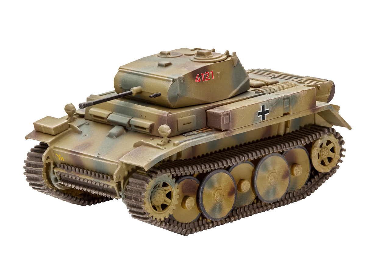 Revell liimitav mudel tank PzKpfw II Ausf.L LUCHS (Sd.Kfz.123) 1:72 03266R