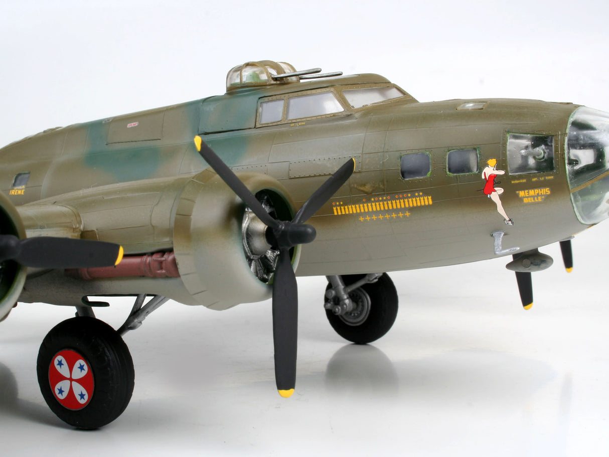 Revell B-17F `Memphis Belle`  1:48 04297R