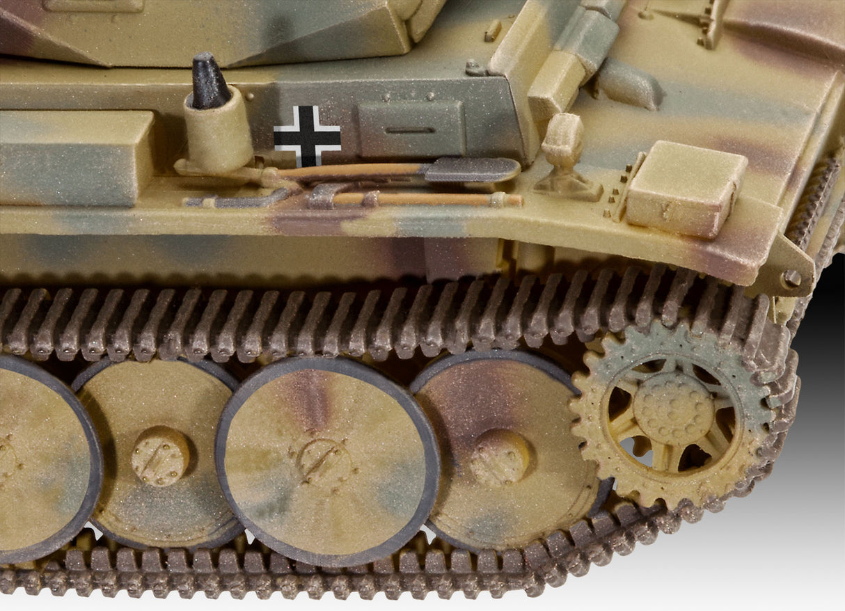 Revell liimitav mudel tank PzKpfw II Ausf.L LUCHS (Sd.Kfz.123) 1:72 03266R